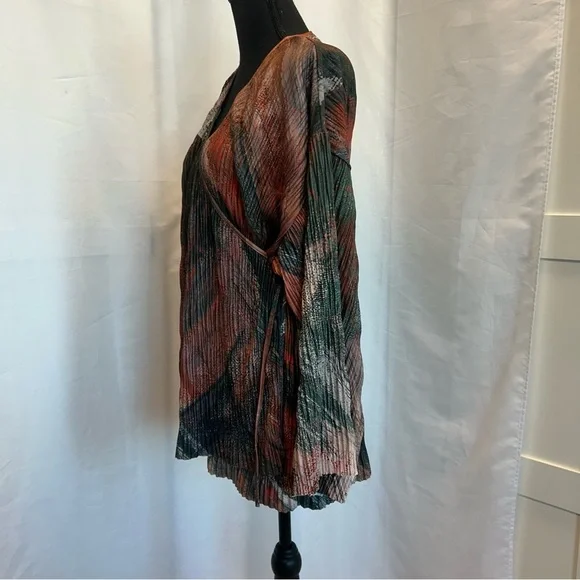 Zara multicolored abstract print pleated kimono sleeve wrap blouse top M NWOT - Picture 6 of 16